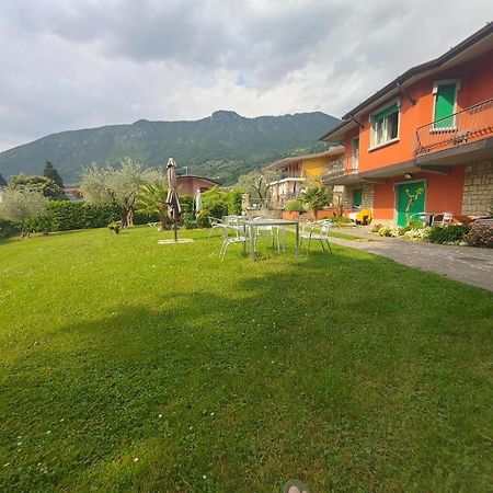 Villa Leilani B&B Sale Marasino Ngoại thất bức ảnh